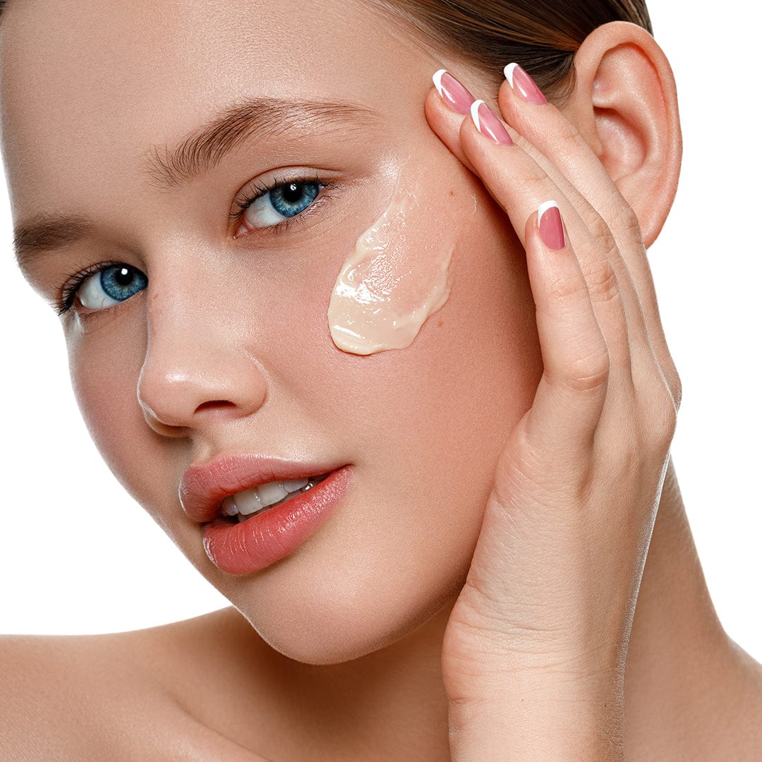 VITAMIN C - BRIGHTENING FACE WASH (For oily skin) VITAMIN C - BRIGHTENING FACE WASH (For oily skin)